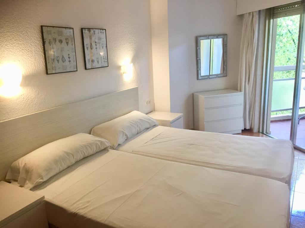 Chinasol Playa Aparthotel Almunecar Bagian luar foto