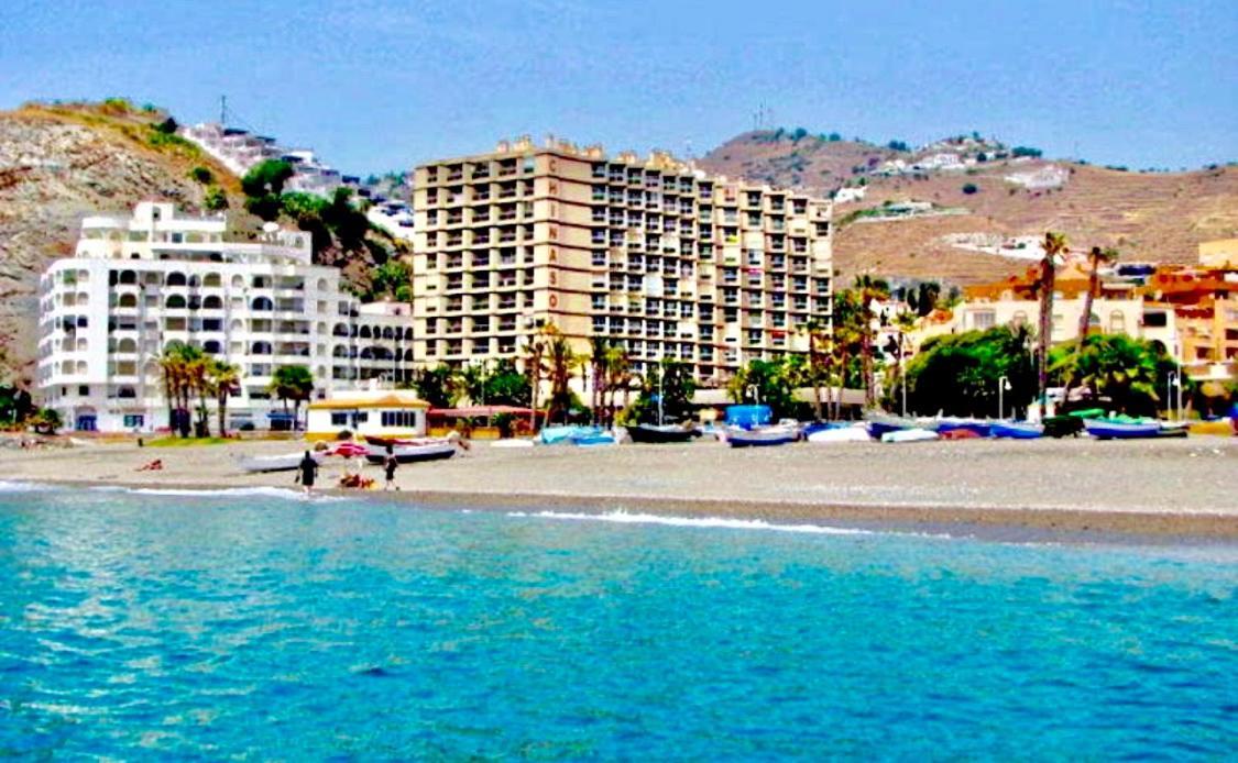 Chinasol Playa Aparthotel Almunecar Bagian luar foto